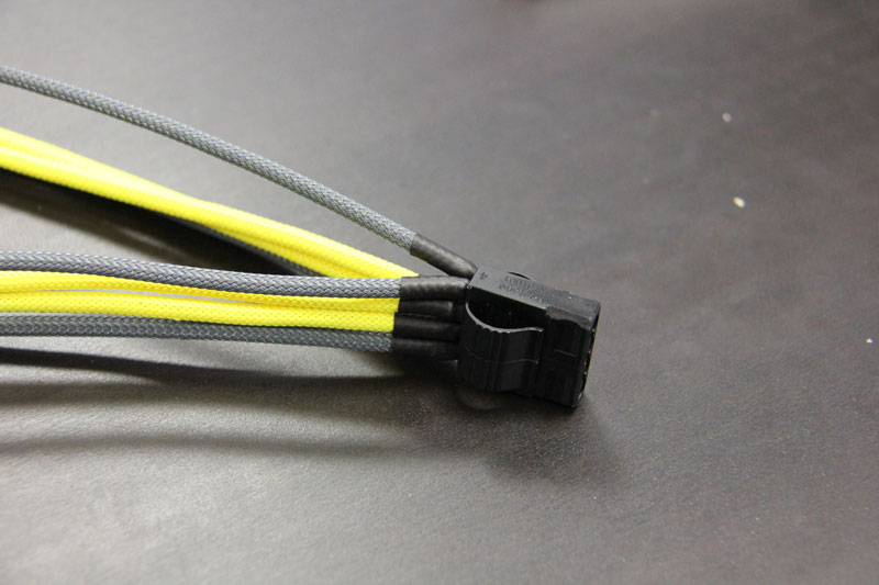 Sleeving y otros tipos de cable en una fuente de PC: descúbrelos