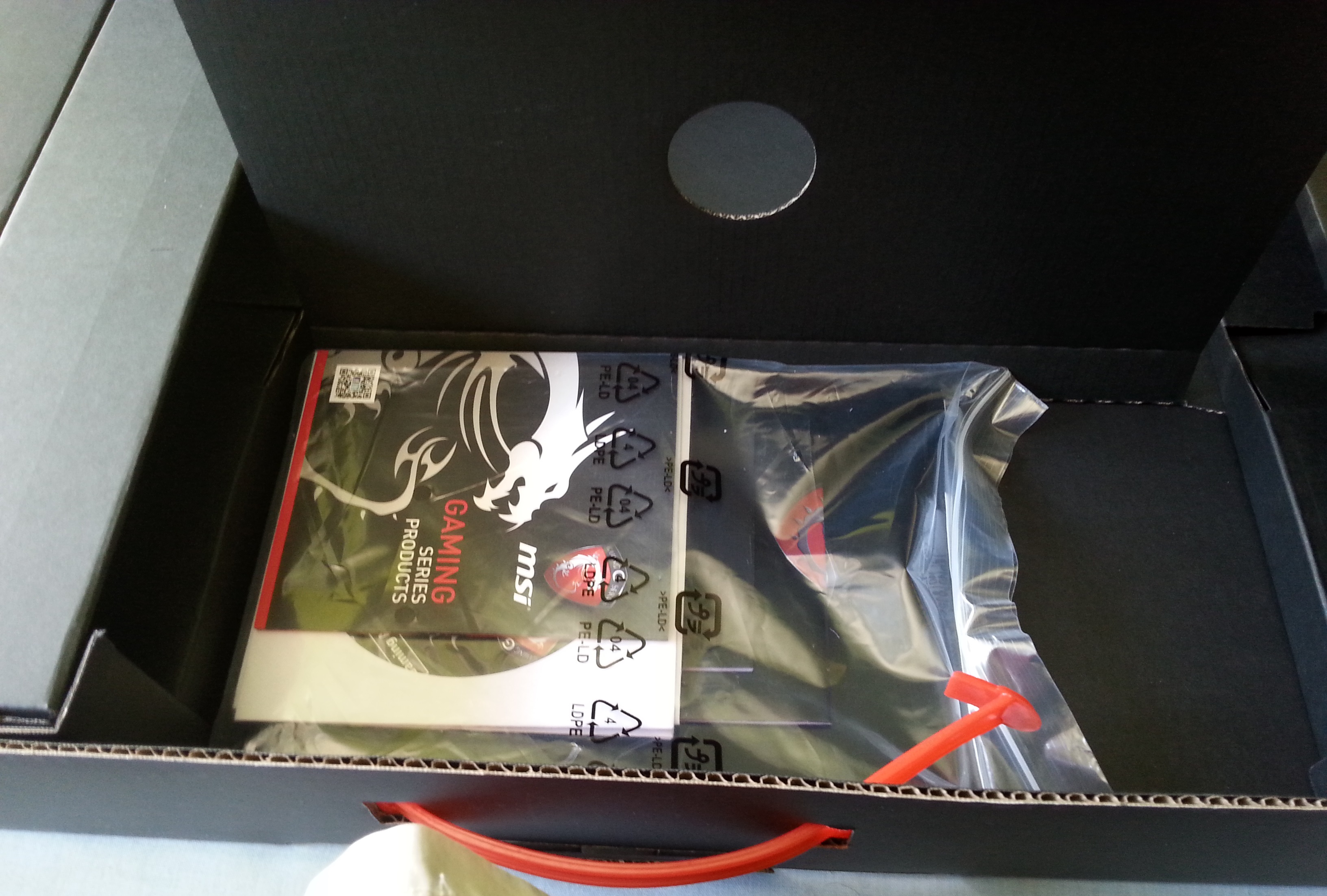 Haga clic en la imagen para ver una versión más grande

Nombre:	2014-09-15 15.50.26.jpg
Visitas:	1
Size:	1,36 MB
ID:	180201